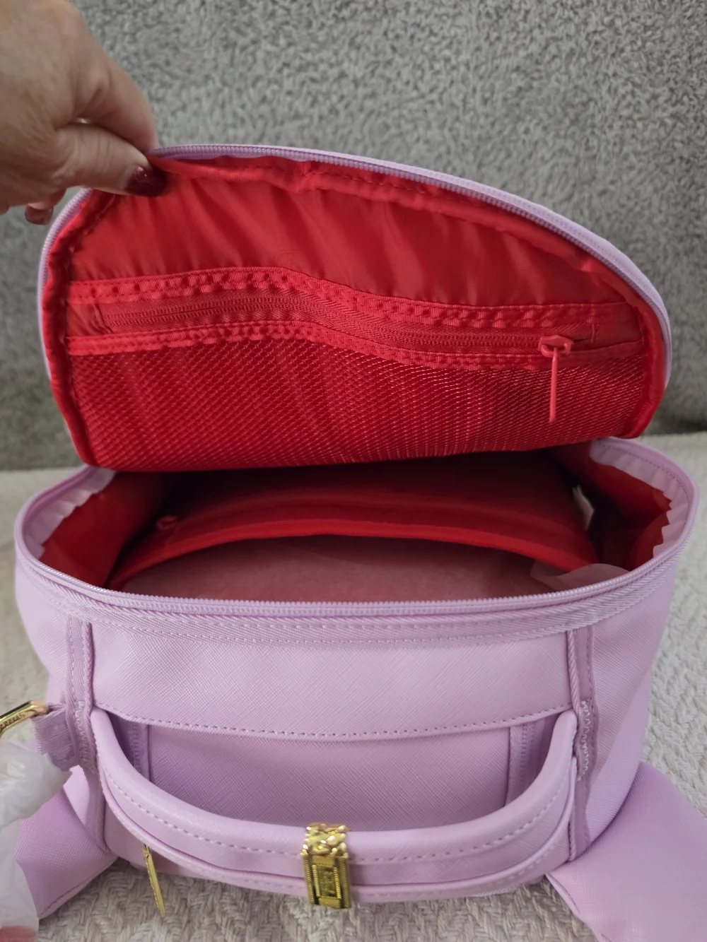 KITTY CASH-OUT (PLUSH TOY INCLUDED) BACKPACK